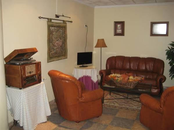 Hostal El Pinar Avila Exterior photo